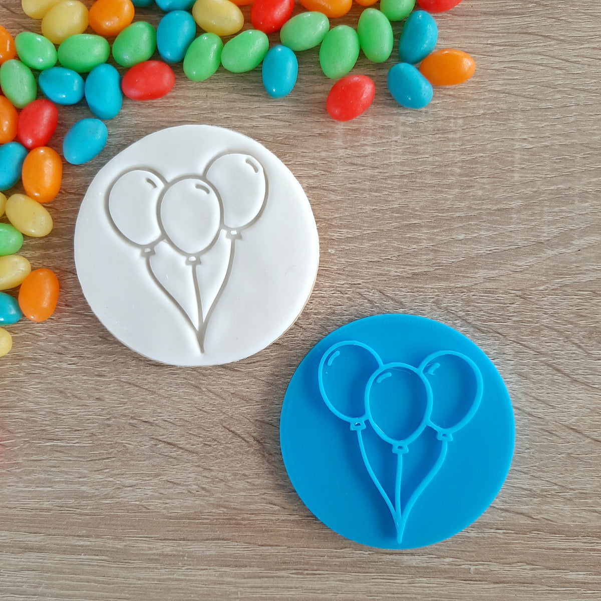 Bunch of Balloons Fondant Stamp – Little Monkey NZ