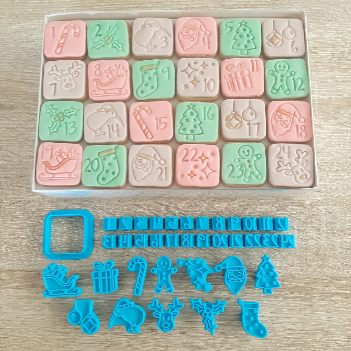 Advent Calendar Cookie Stamp & Cutter Set – Little Monkey NZ