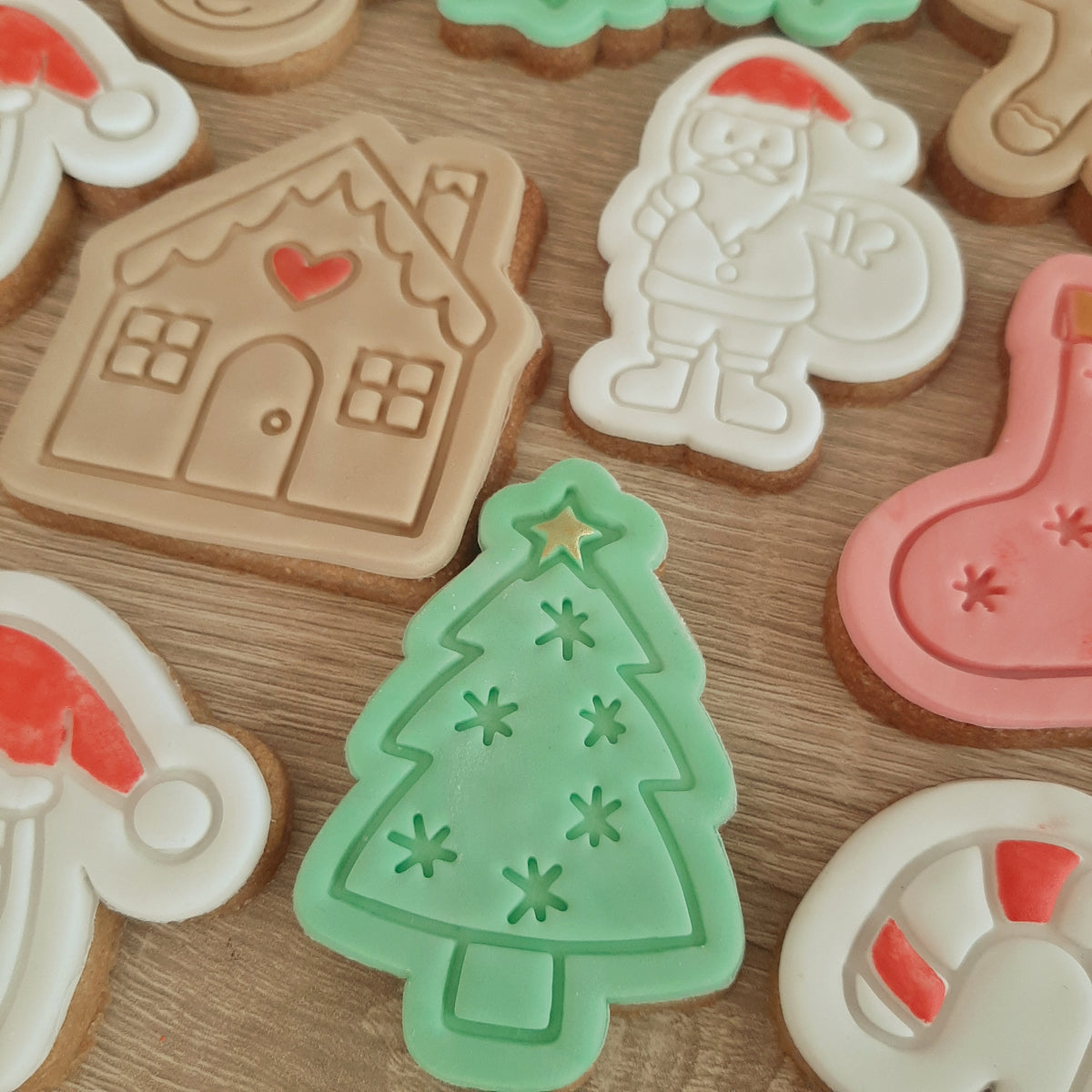 Santa (with sack) Cookie Cutter & Fondant Stamp – Little Monkey NZ