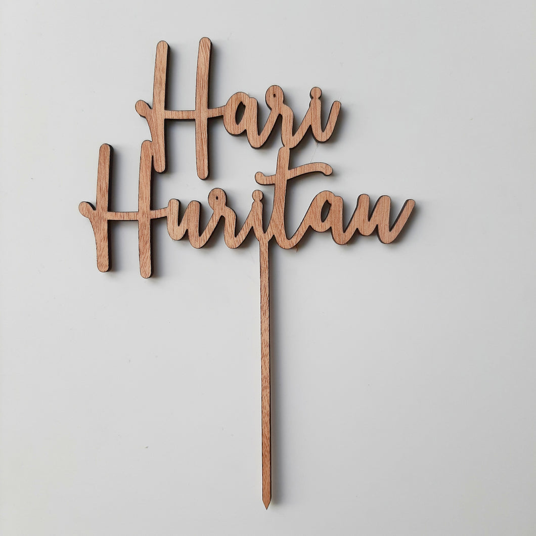 Wooden Hari Huritau Cake Topper