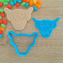 Load image into Gallery viewer, Highland Cow Cookie Cutter &amp; Fondant Stamp