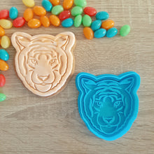 Load image into Gallery viewer, Tiger Head Cookie Cutter &amp; Fondant Stamp