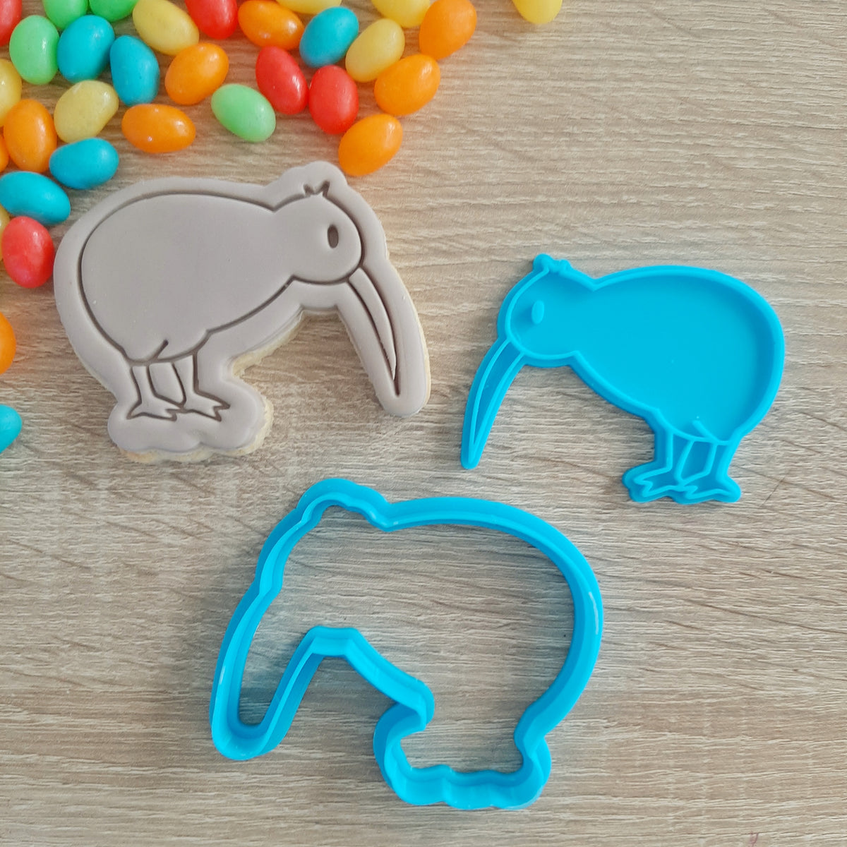 Kiwi Cookie Cutter & Fondant Stamp – Little Monkey NZ
