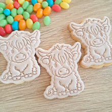 Load image into Gallery viewer, Highland Cow (Baby) Cookie Cutter &amp; Fondant Stamp