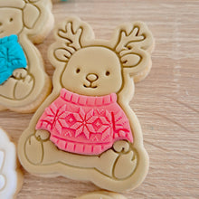 Load image into Gallery viewer, Christmas Sweater Friends - Reindeer Cookie Cutter &amp; Fondant Stamp (5 pcs)