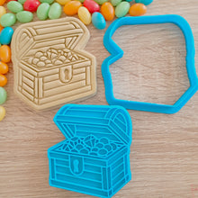 Load image into Gallery viewer, Treasure Chest Ship Cookie Cutter &amp; Fondant Stamp