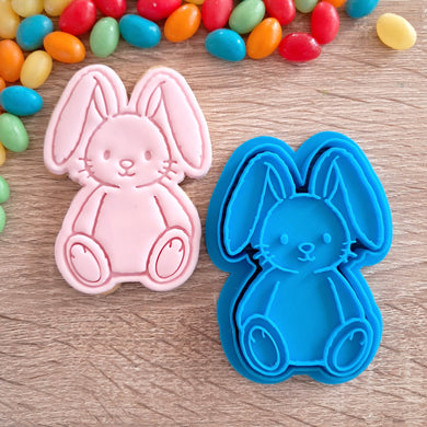 Bunny (sitting) Cookie Cutter & Fondant Stamp