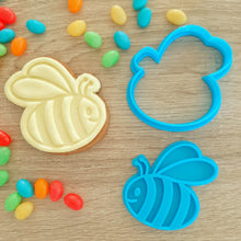 Load image into Gallery viewer, Bee (1) Cookie Cutter &amp; Fondant Stamp