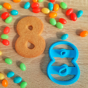 Number 8 Cookie Cutter