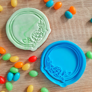 Circle Floral Wreath Cookie Cutter & Fondant Stamp