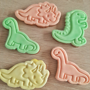 Dinosaur (Triceratops) Cookie Cutter & Fondant Stamp