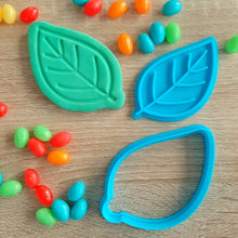 Load image into Gallery viewer, Leaf Cookie Cutter &amp; Fondant Stamp