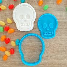 Load image into Gallery viewer, Skull Cookie Cutter &amp; Fondant Stamp
