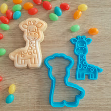 Load image into Gallery viewer, Giraffe Cookie Cutter &amp; Fondant Stamp