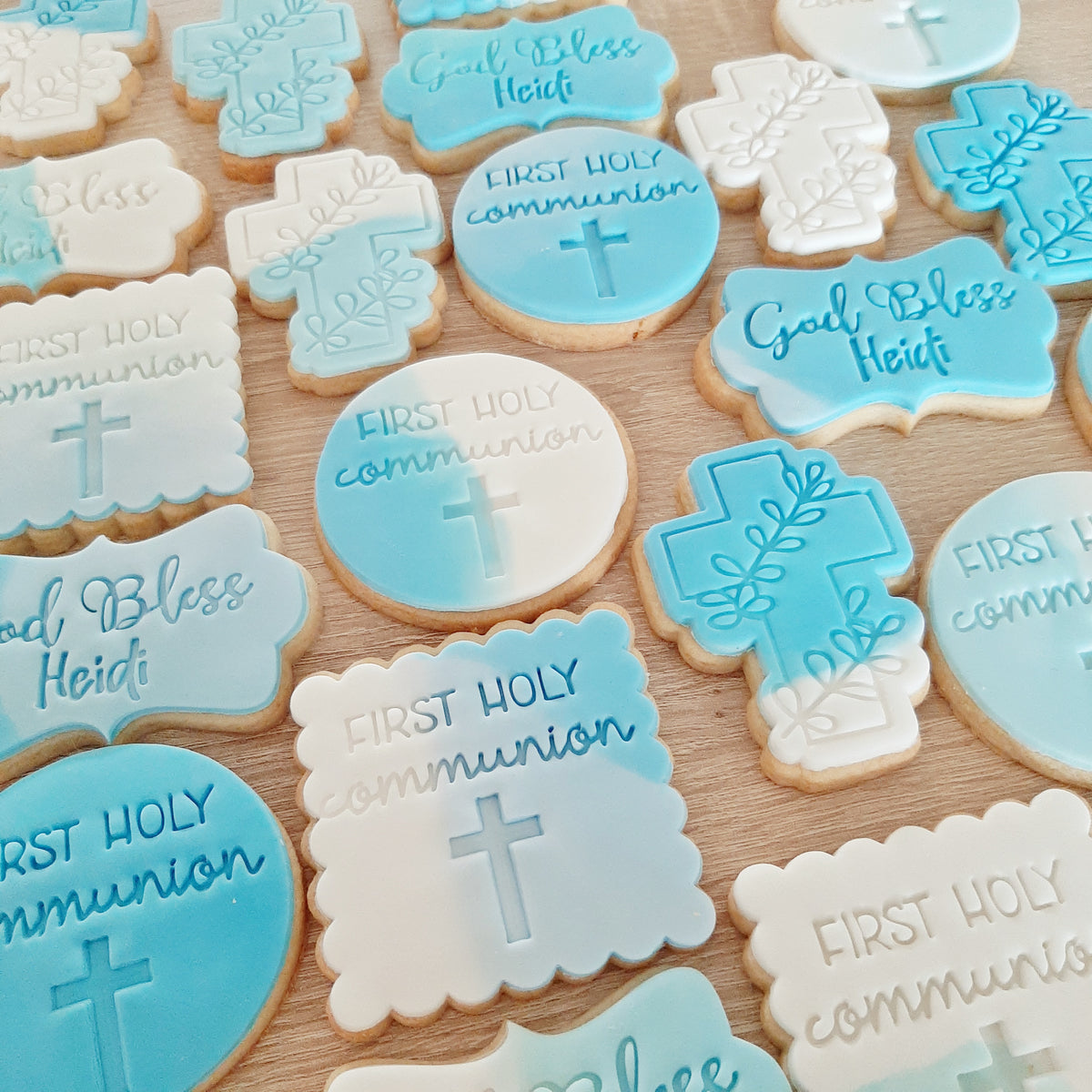 First Holy Communion Fondant Stamp – Little Monkey NZ