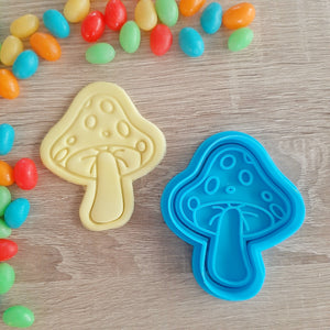 Toadstool Cookie Cutter & Fondant Stamp