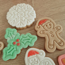 Load image into Gallery viewer, Holly Cookie Cutter &amp; Fondant Stamp